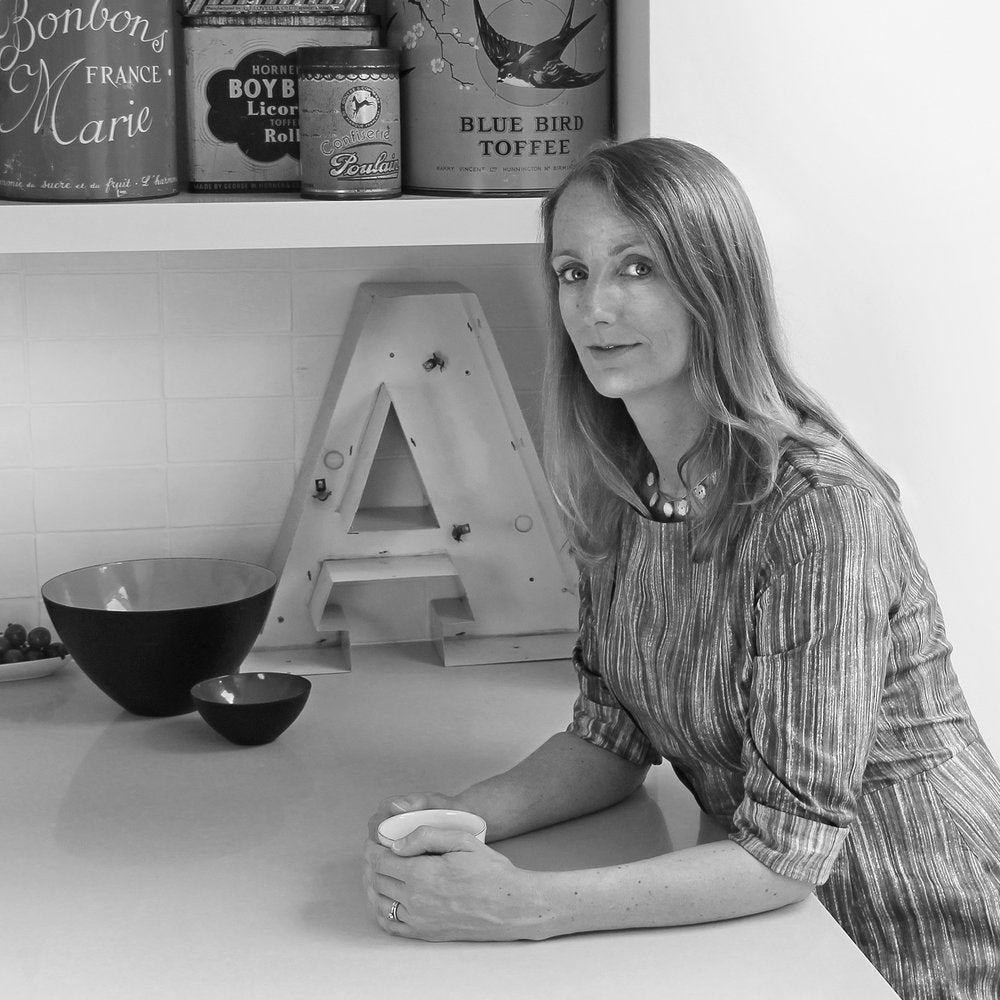 Asta Barrington - THETRAY.SHOP