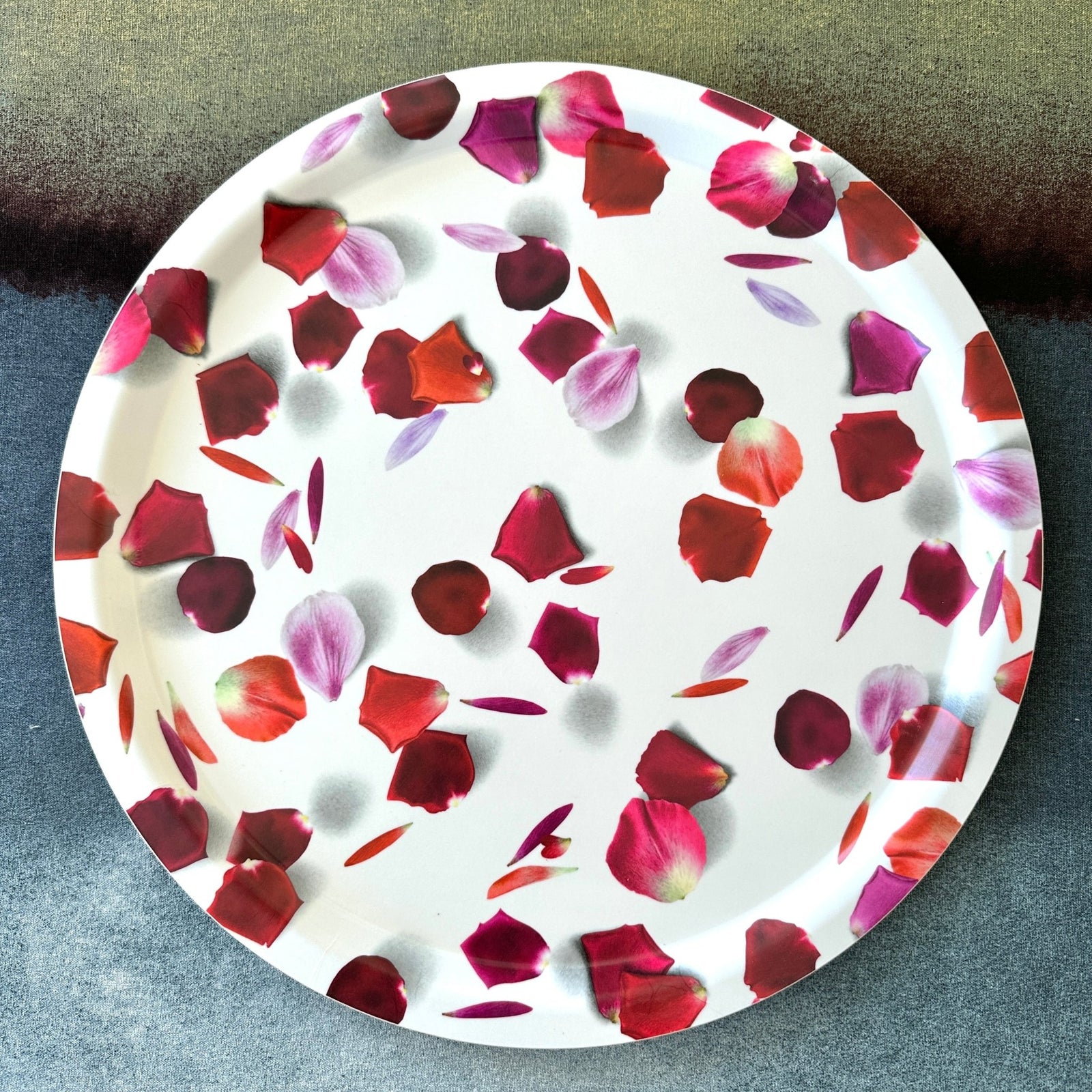 Petals Round Tray